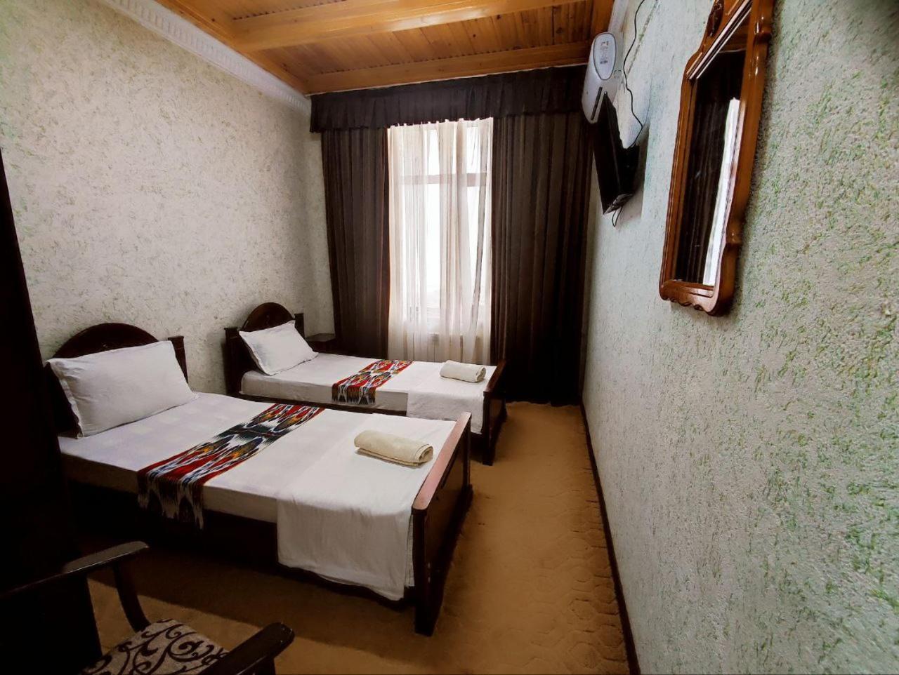 Omar Family Resort Bukhara Esterno foto