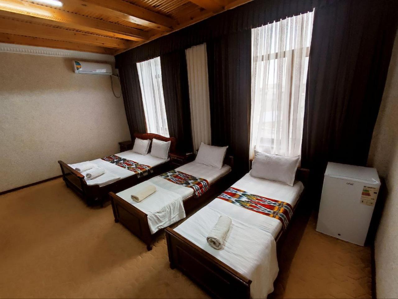 Omar Family Resort Bukhara Esterno foto