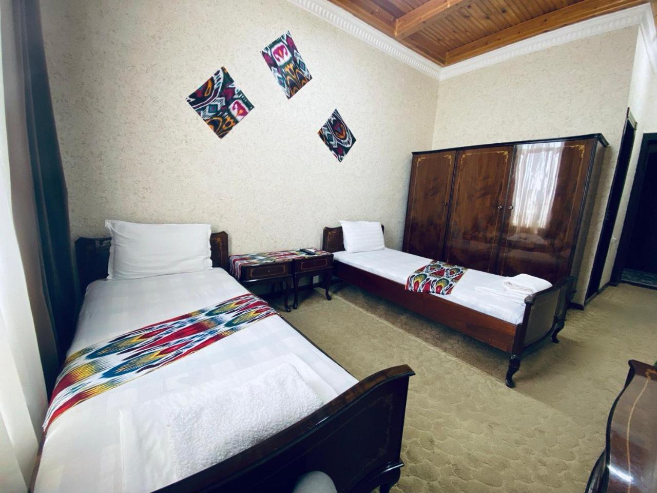 Omar Family Resort Bukhara Esterno foto